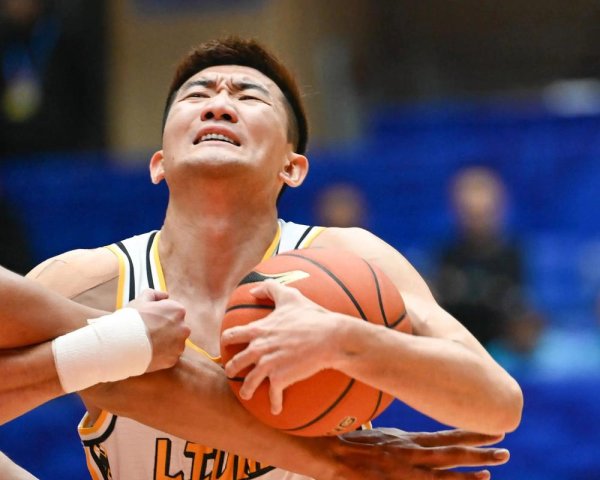 尊龙凯时官网 绝不让逆转！孙铭徽19+9助广厦击败同曦，林崴砍下26分