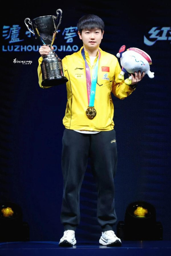 尊龙凯时网址 乒乓亚锦赛孙颖莎横扫申裕斌 中国3比0韩国夺冠