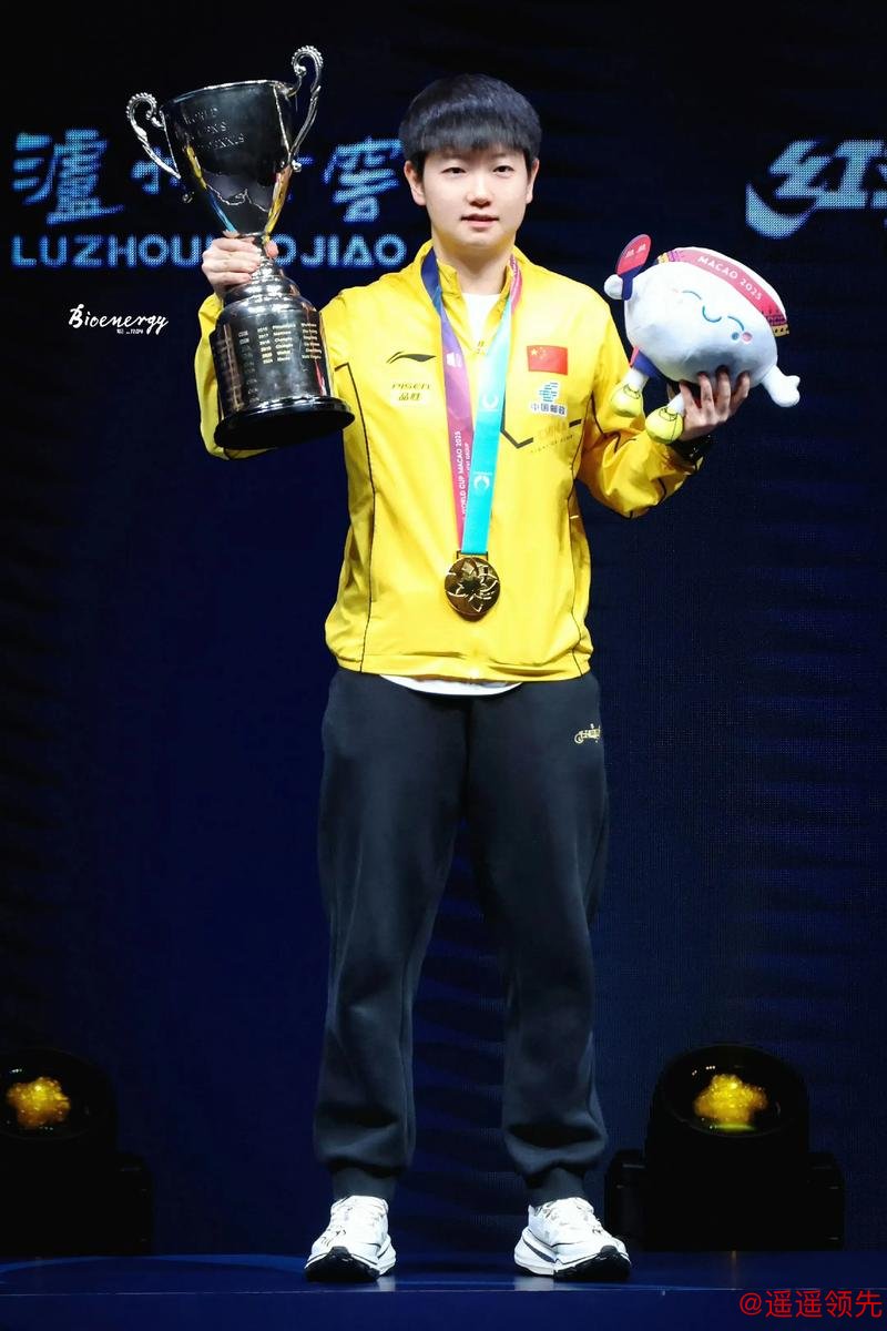 乒乓亚锦赛孙颖莎横扫申裕斌 中国3比0韩国夺冠