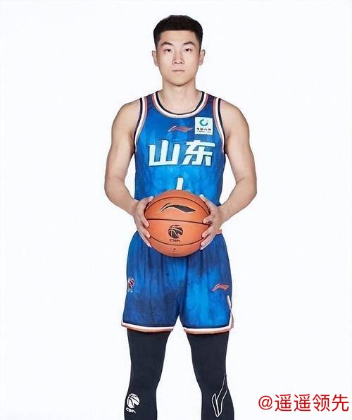 周琦16+17广东胜江苏 高诗岩26+10山东负同曦