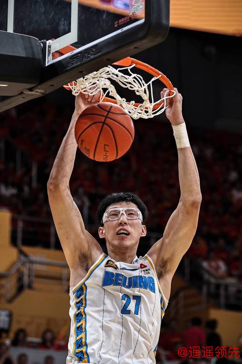 周琦21+17胡金秋伤退 广东再胜广厦总比分2-0